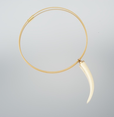 An 18k Gold Cable Necklace Signed