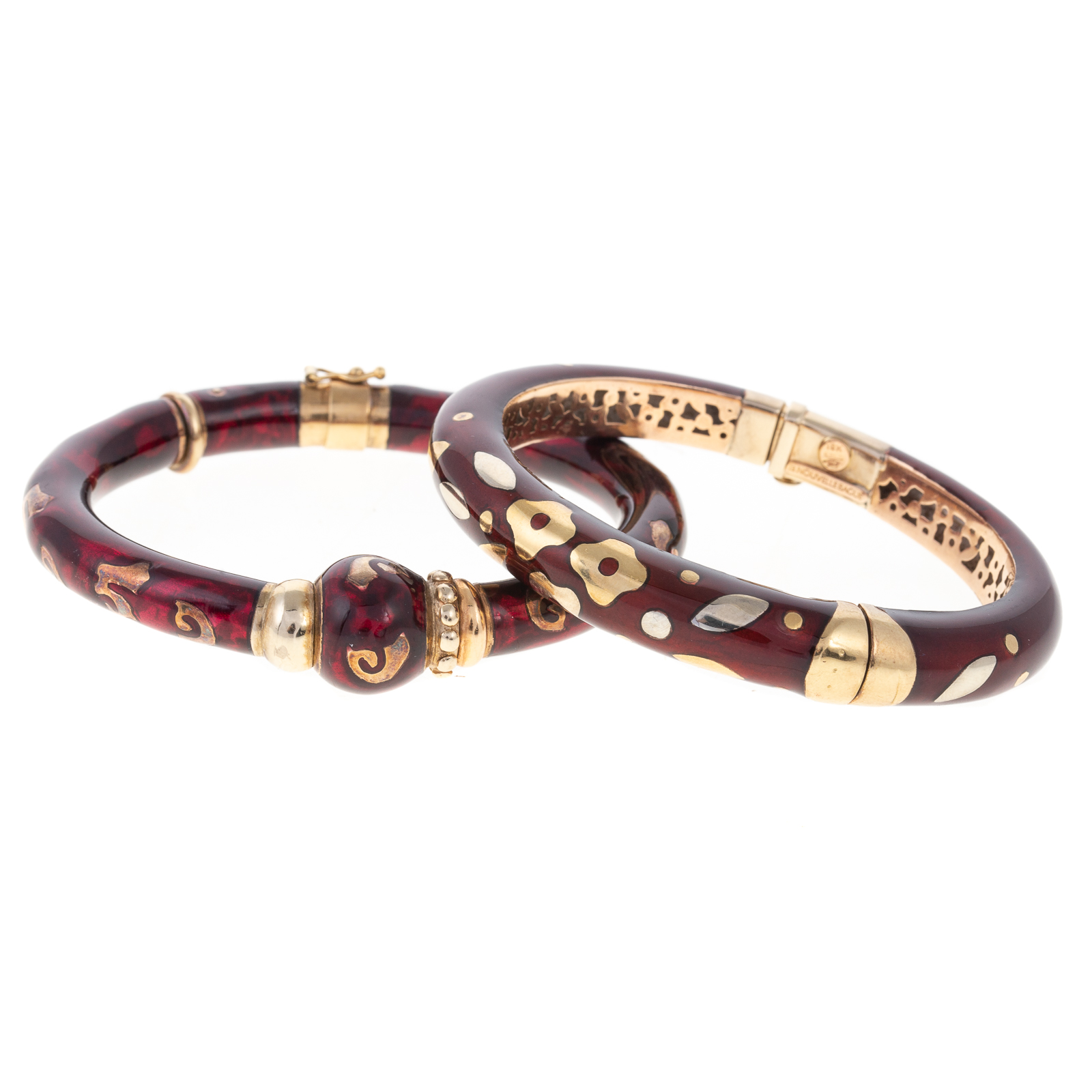 AN 18K LA NOUVELLE BAGUE BANGLE &