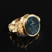 AN 18K YELLOW GOLD AND BLOODST