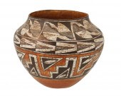AN ACOMA POTTERY OLLAAn Acoma
