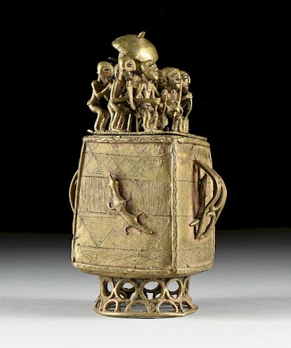 AN AFRICAN BRONZE KUDUO VESSEL,
