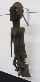 AN AFRICAN CARVED FERTILITY GO