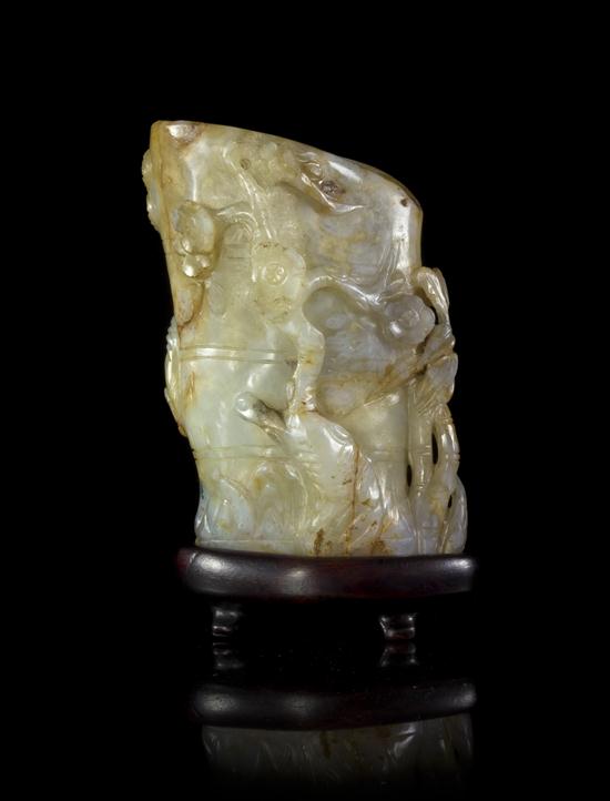 An Agate Brush Holder of cream