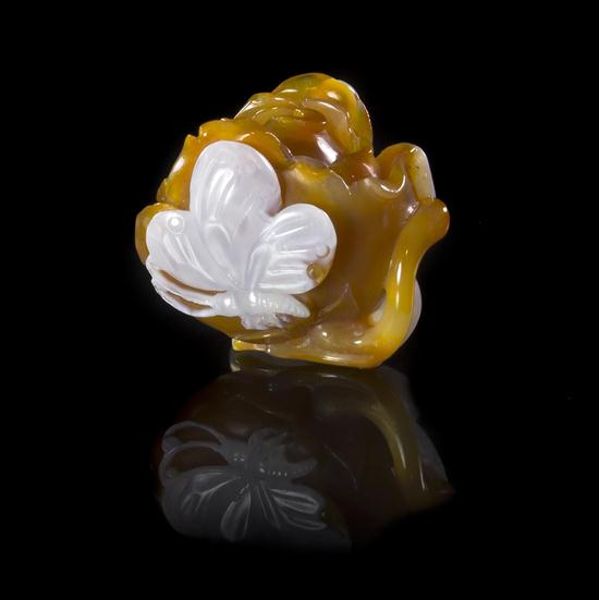 An Agate Carving of a Peony the