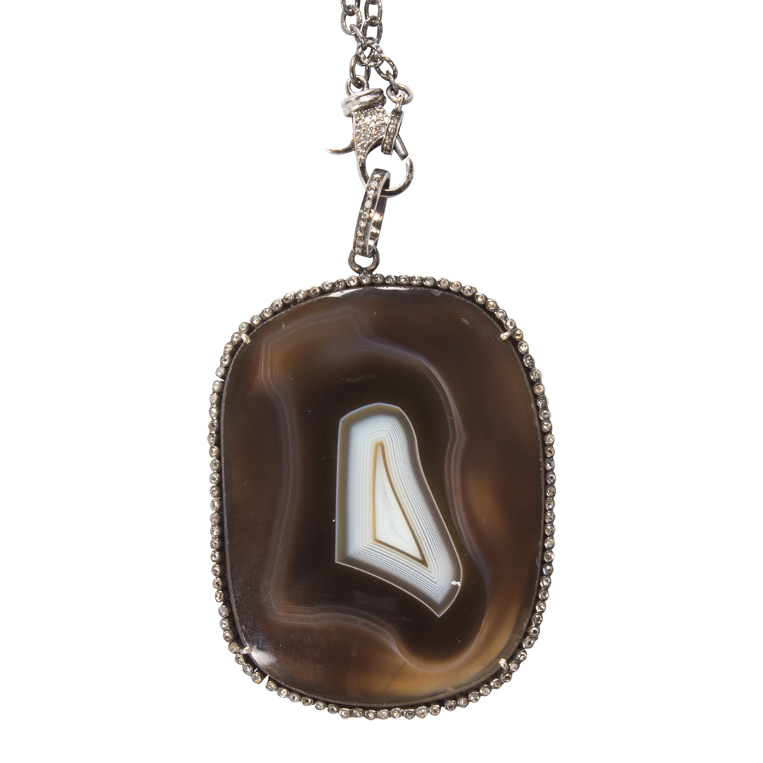 AN AGATE, DIAMOND AND BLACKEND