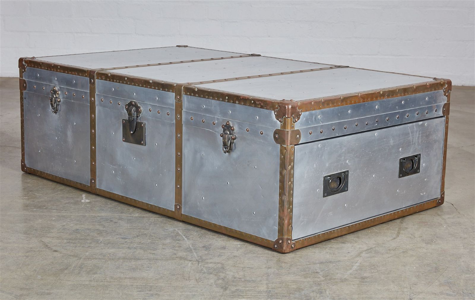 AN ALUMINUM STEAMER TRUNK FORM