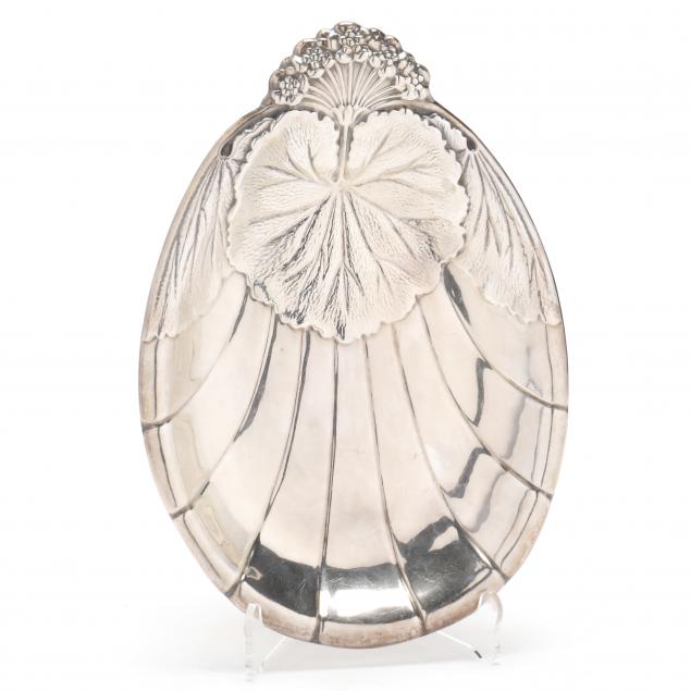 AN AMERICAN ART NOUVEAU STYLE
