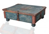 AN AMERICAN FOLK PAINTED WOODE
