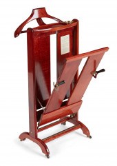 AN AMERICAN MAHOGANY GENTLEMAN