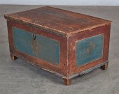 AN AMERICAN PINE BLANKET CHEST