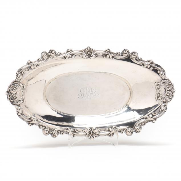 AN AMERICAN STERLING SILVER BREAD