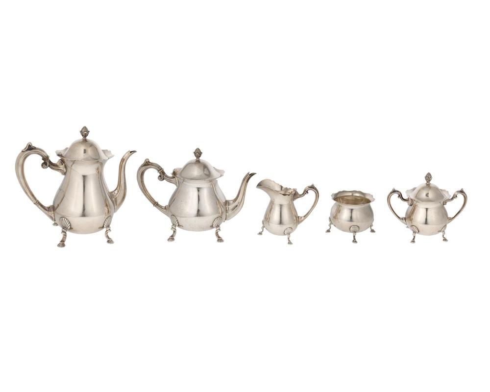 AN AMERICAN STERLING SILVER TEA AND