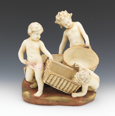 An Amphora Cherub Centerpiece