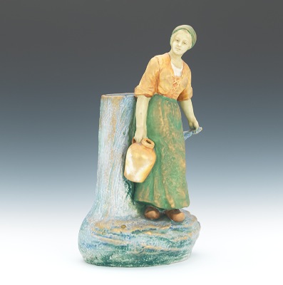 An Amphora Figural Vase Light