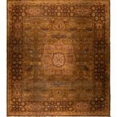 An Amritsar Wool Rug
Early 20t