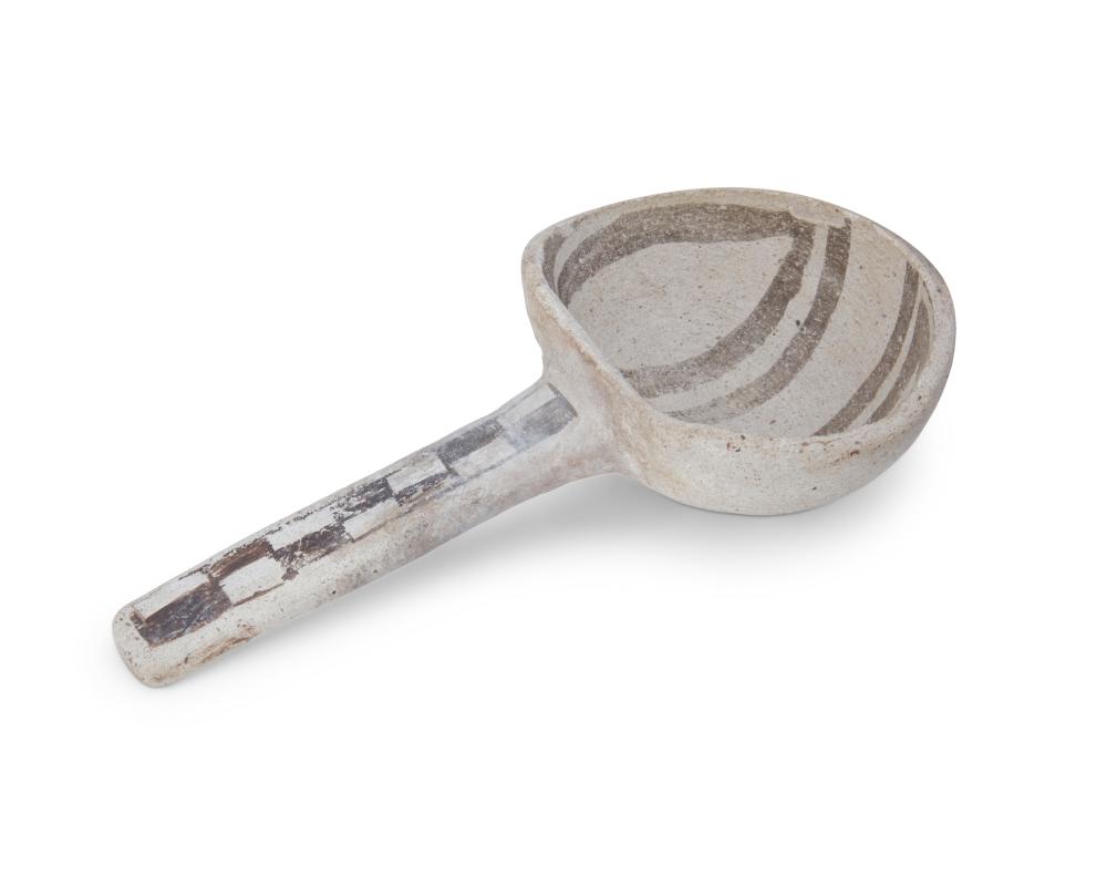 AN ANASAZI POTTERY LADLEAn