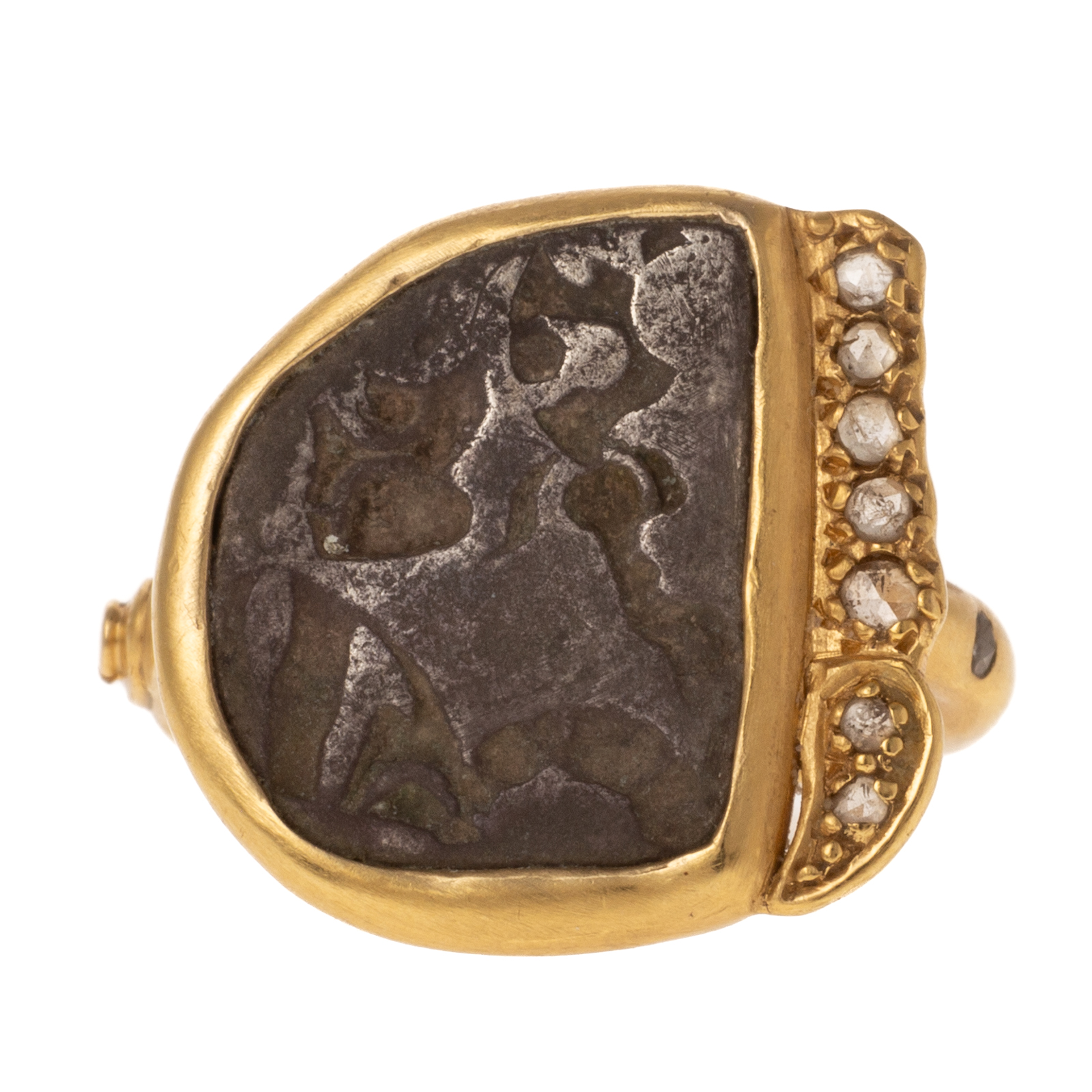 AN ANCIENT INDIO SHAHI COIN RING IN