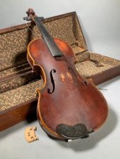 An antique 4/4 violin of unkno