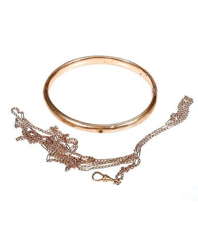 AN ANTIQUE GOLD BRACELET AND