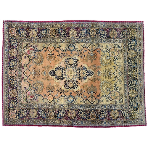 An Antique Isfahan rug, 199 x 143cm