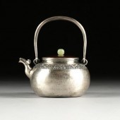 AN ANTIQUE JAPANESE ARCHAISTIC