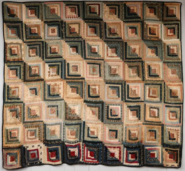 AN ANTIQUE LOG CABIN PATTERN