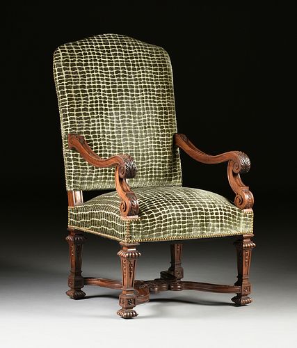 AN ANTIQUE LOUIS XIV STYLE CARVED