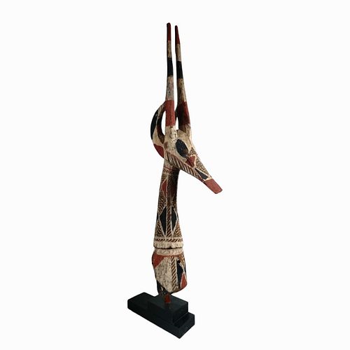 AN ANTIQUE MALI WEST AFRICAN CARVED