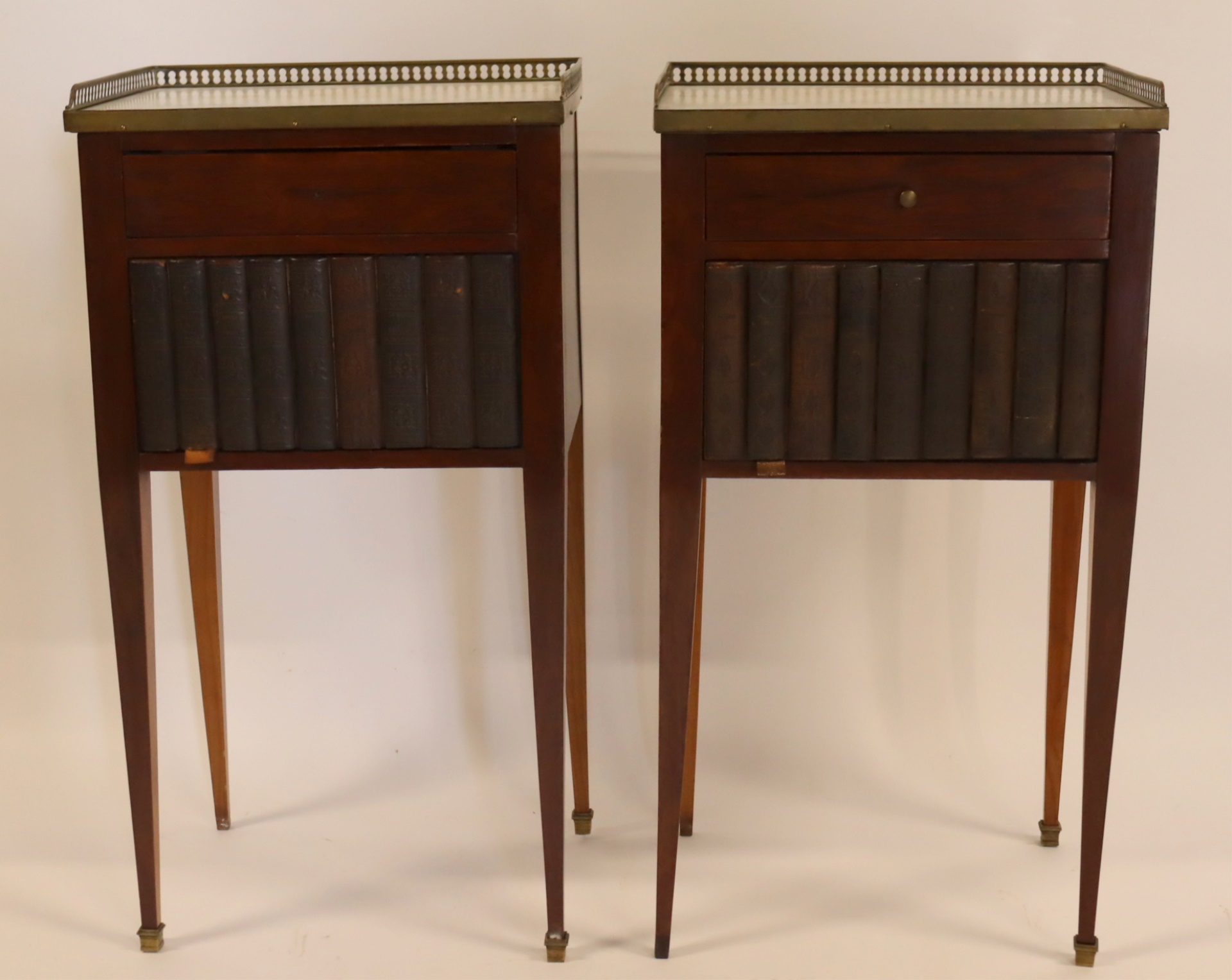 AN ANTIQUE PAIR OF LOUIS XV1