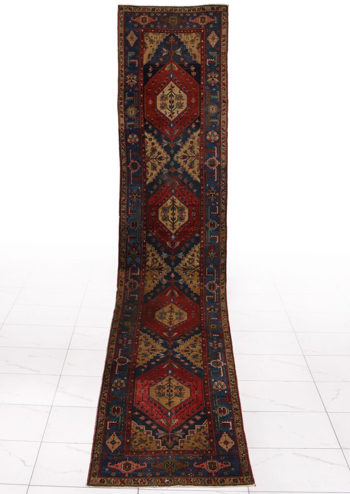 AN ANTIQUE PERSIAN HAND MADE