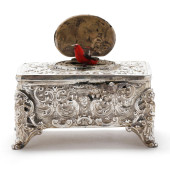 AN ANTIQUE STERLING SILVER SIN