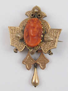 An antique yellow metal (tests