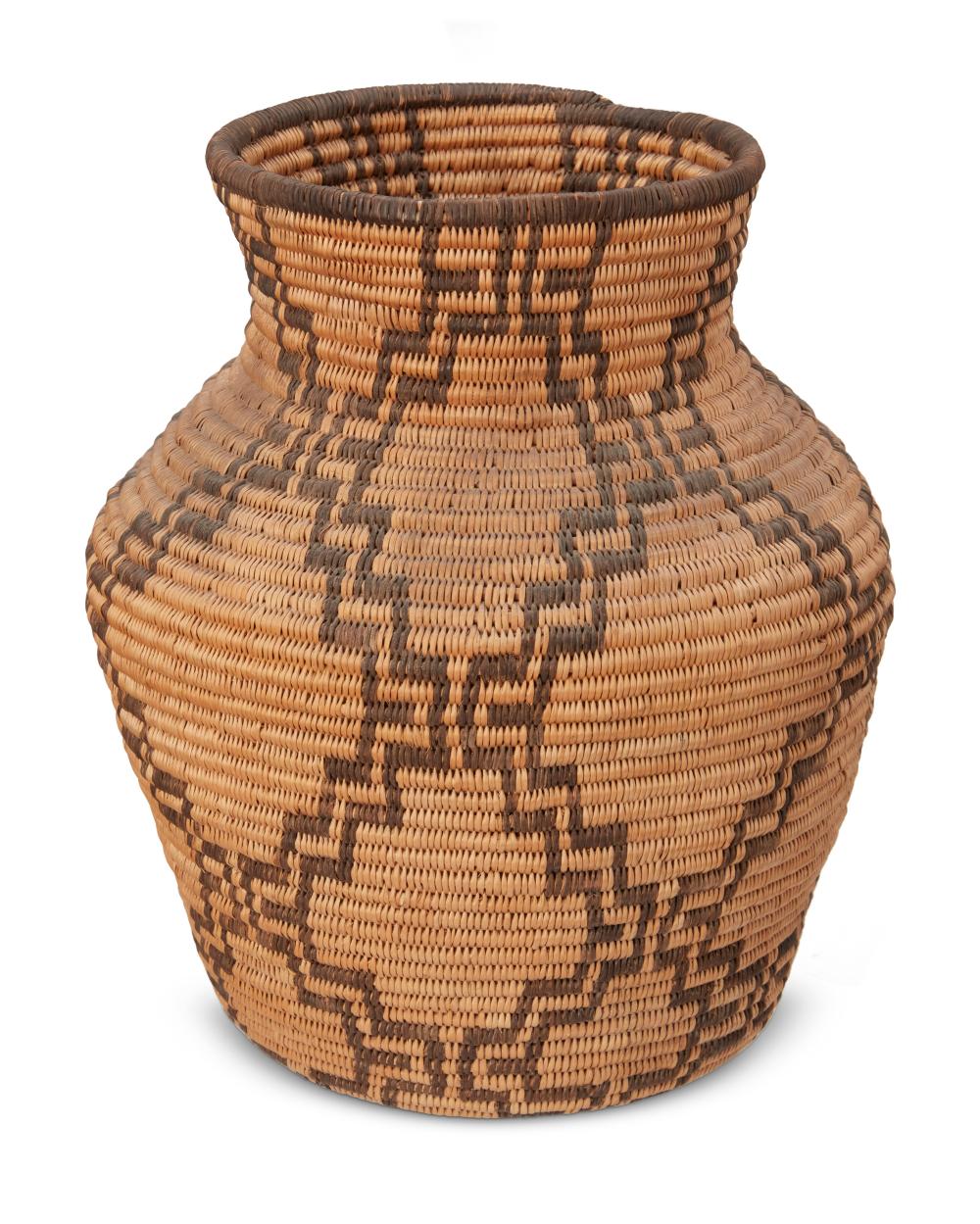 AN APACHE OLLA BASKETAn Apache olla