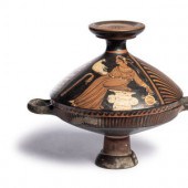 An Apulian Red-Figured Lekanis