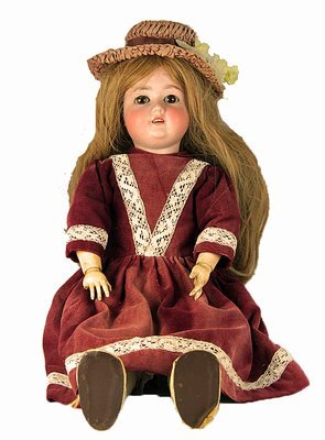 An Armand Marseille bisque head