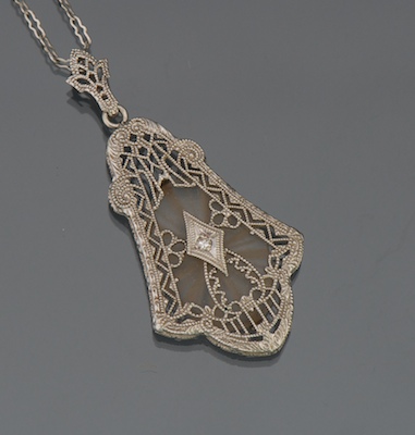 An Art Deco Camphor Glass Gold