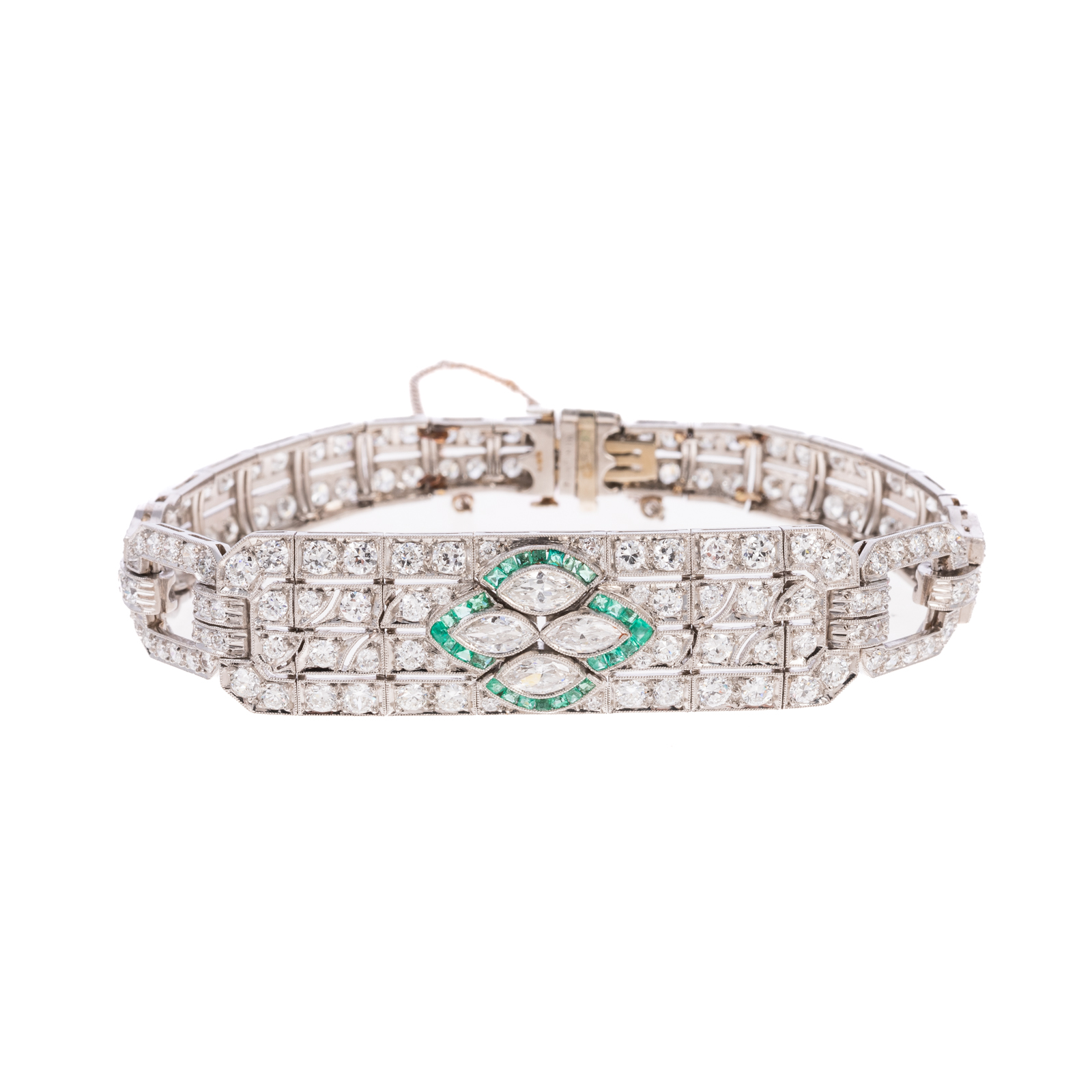 AN ART DECO DIAMOND & EMERALD