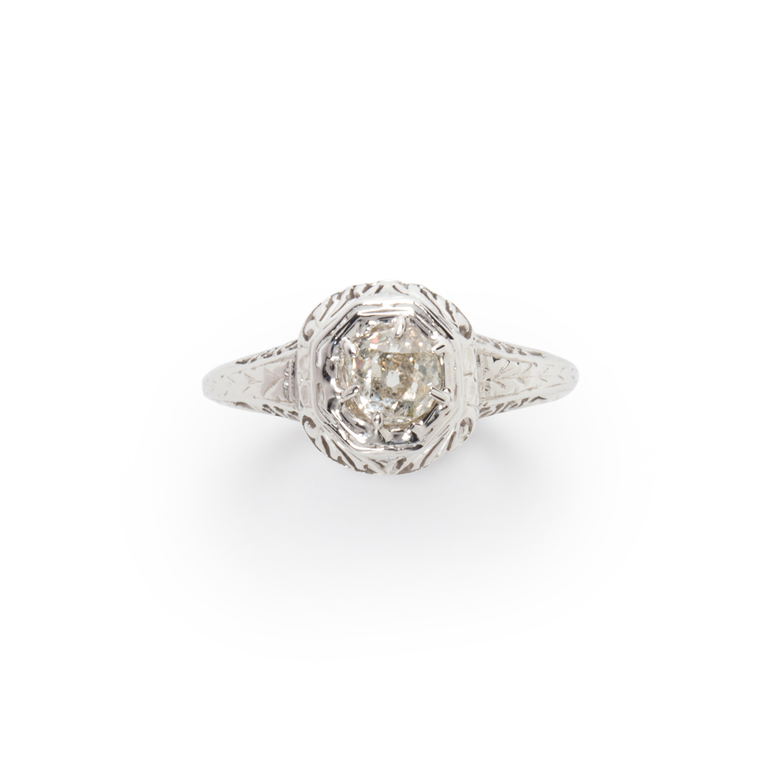 AN ART DECO DIAMOND AND EIGHTEEN