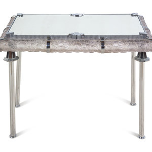 An Art Deco Style Frosted Glass,