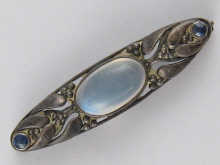 An Arts and Crafts silver bar