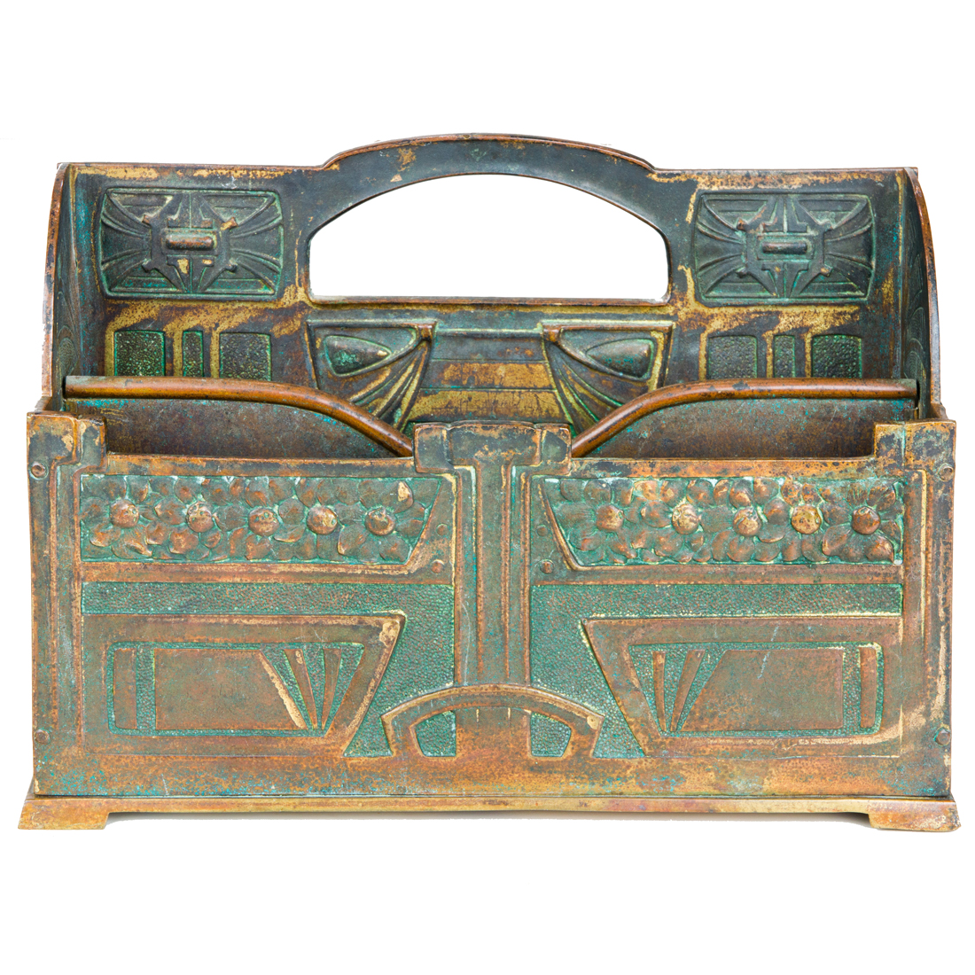 AN ARTS & CRAFTS PATINATED BRONZE