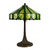 AN ARTS & CRAFTS SLAG GLASS LA