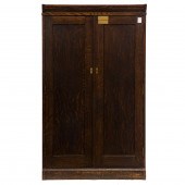 AN ARTS & CRAFTS SPECIMEN CABI