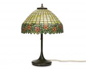AN ARTS & CRAFTS-STYLE LEADED