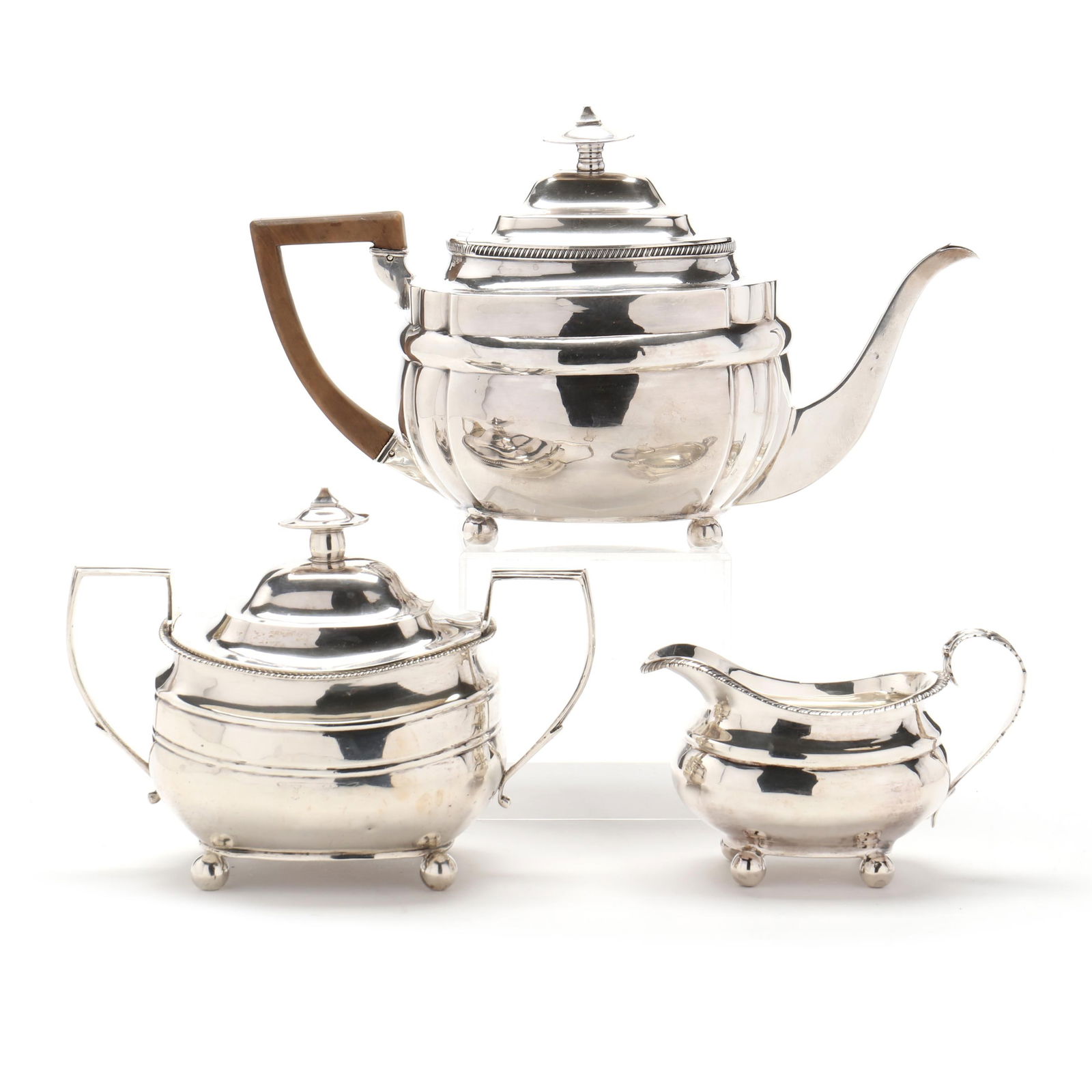 AN ASSEMBLED GEORGE III SILVER