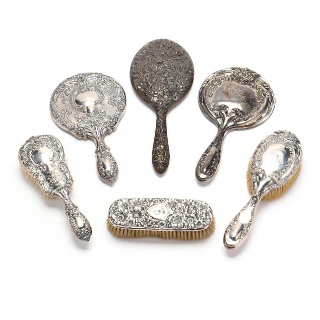 AN ASSEMBLED GROUPING OF STERLING