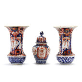 AN ASSEMBLED JAPANESE IMARI PO