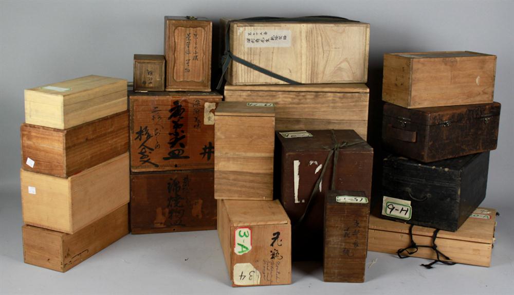 AN ASSORTMENT OF ASIAN STORAGE