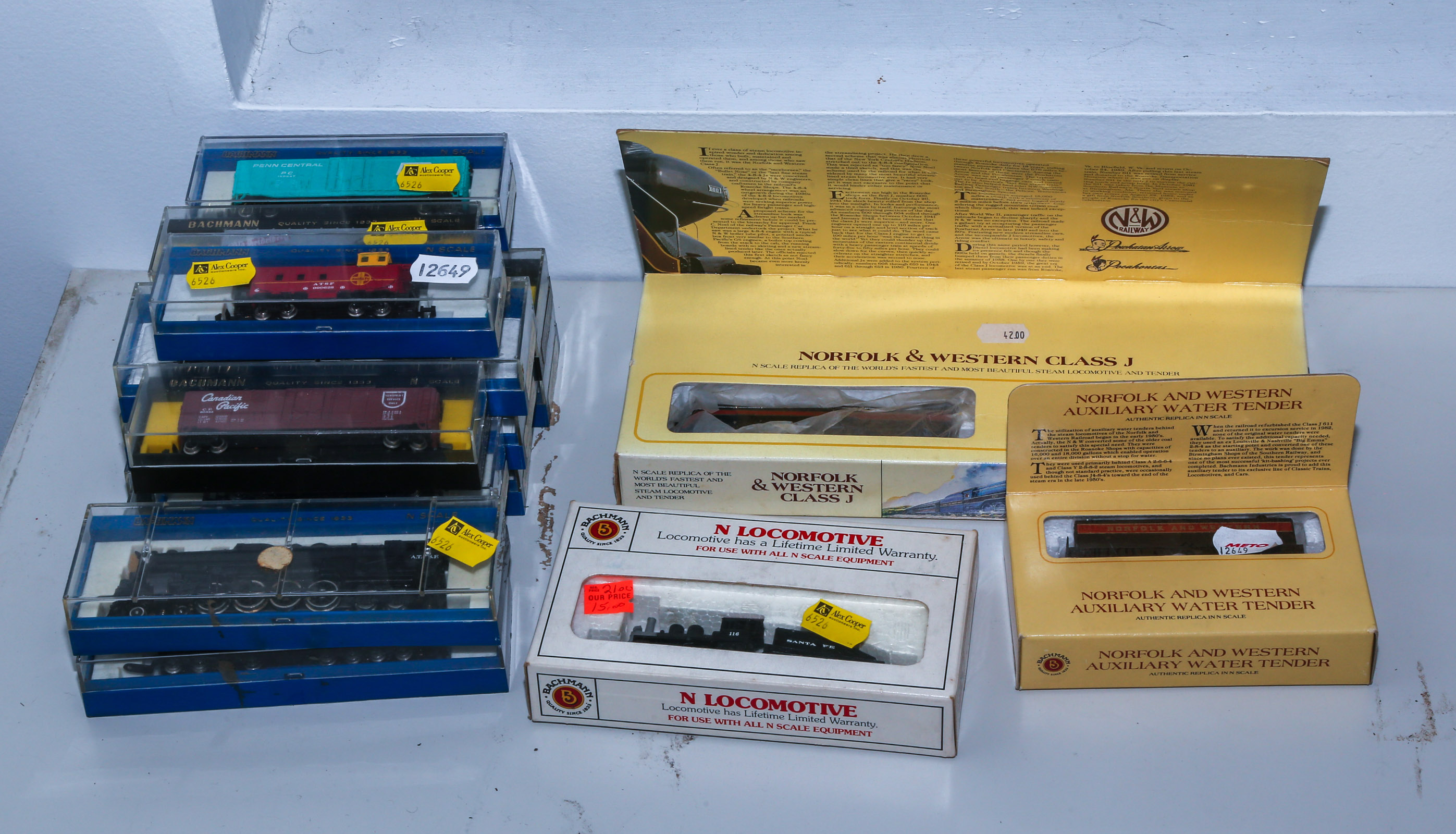 AN ASSORTMENT OF BACHMANN N GAUGE