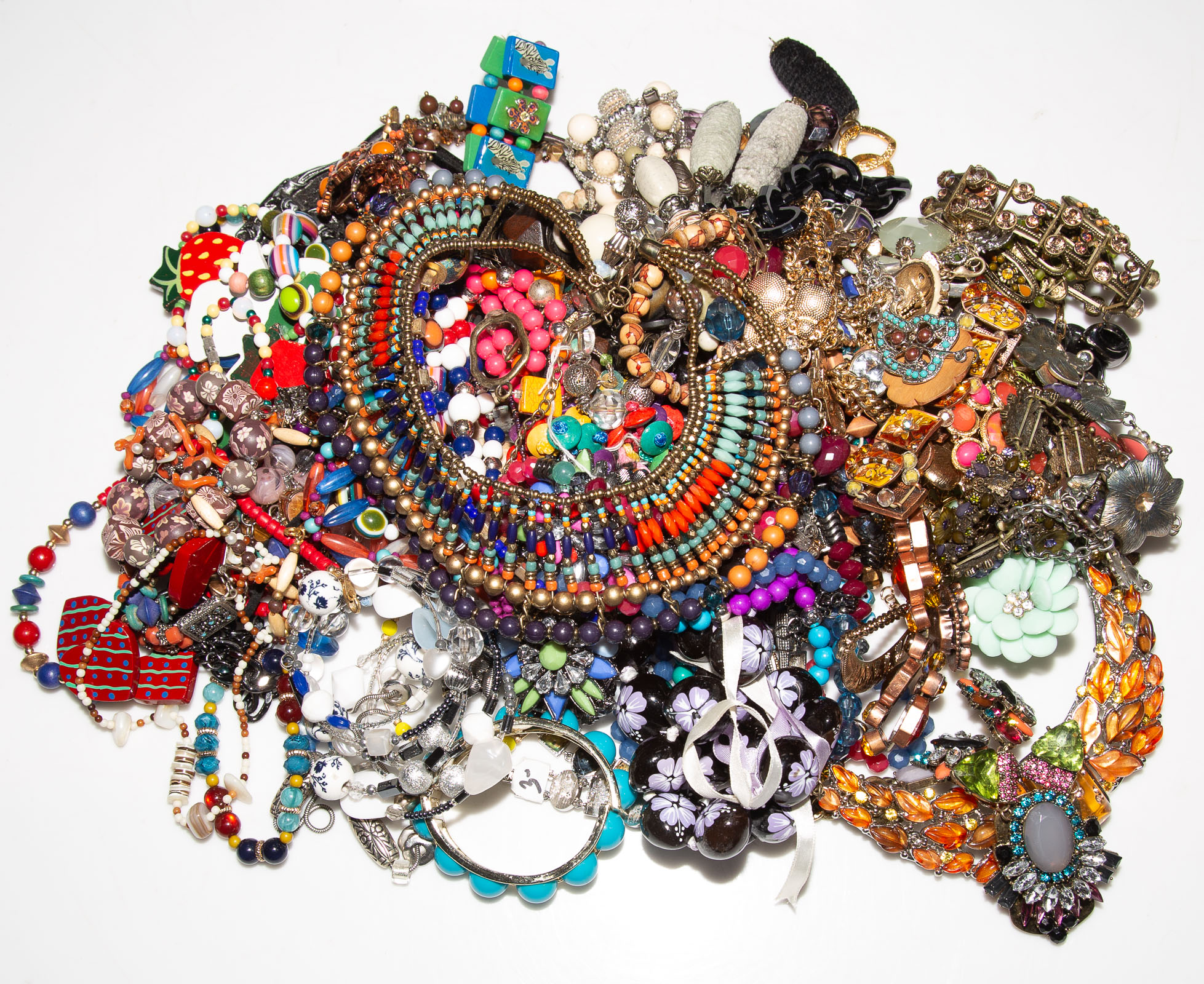 AN ASSORTMENT OF WHIMSICAL BEADED